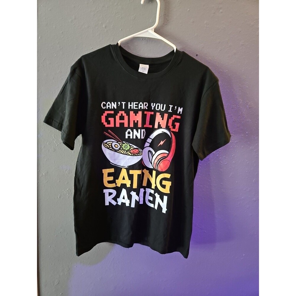 Gaming‎ tshirt mens medium black "cant hear you im gaming and eating ramen"(292
